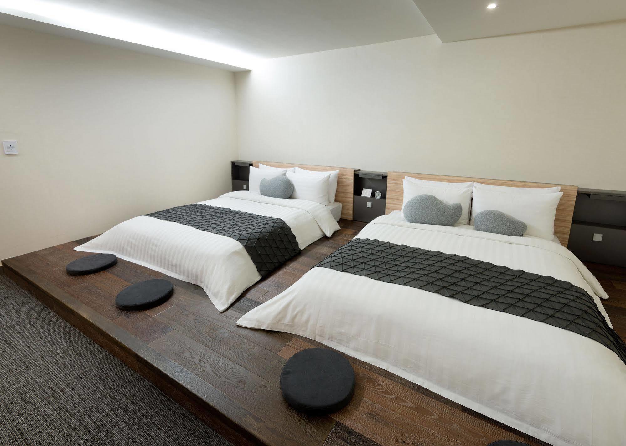 Metro Hotel Myeongdong Szöul Kültér fotó